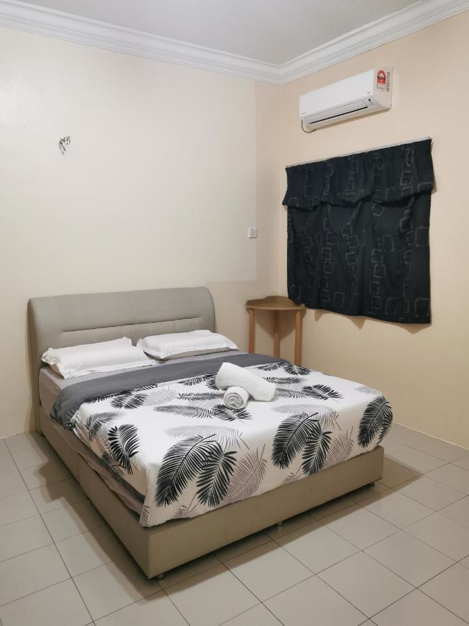 Diy Palm Court Bedroom Kuantan Esterno foto