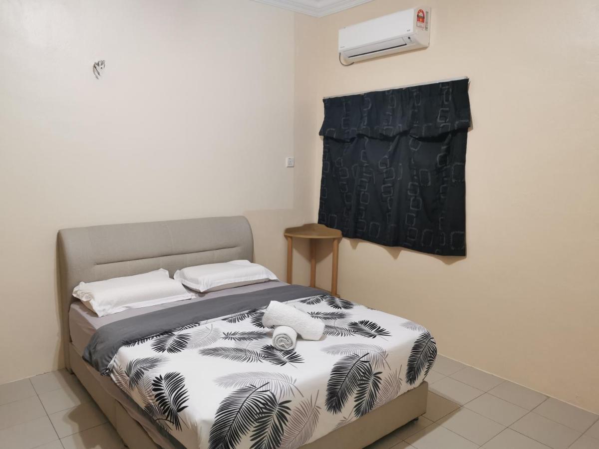 Diy Palm Court Bedroom Kuantan Esterno foto